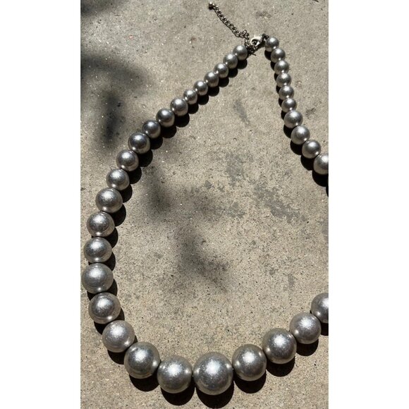 Vintage Silver Graduated Large Round Bead Women’s Necklace Sz 29” - Picture 10 of 13